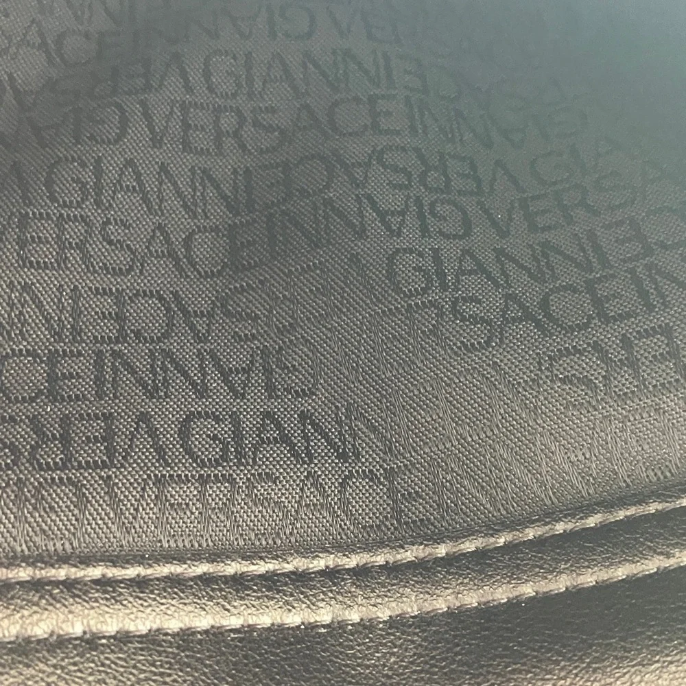 VERSACE La Medusa Black Leather Small Travel Bag w/ Silver Logo Clasp GUC
